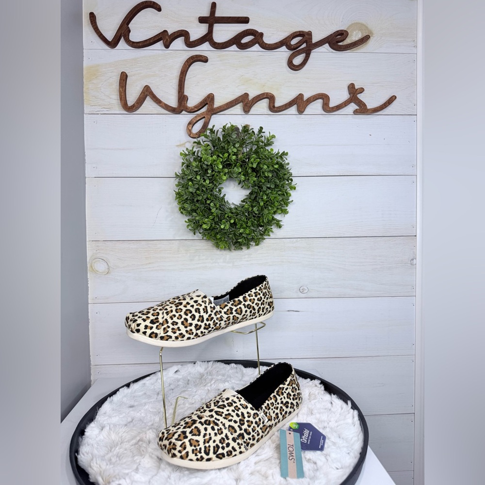 TOMS Women’s Alpargata Slip-On Flats – Birch Leopard Print – Size 9.5 – NWT
